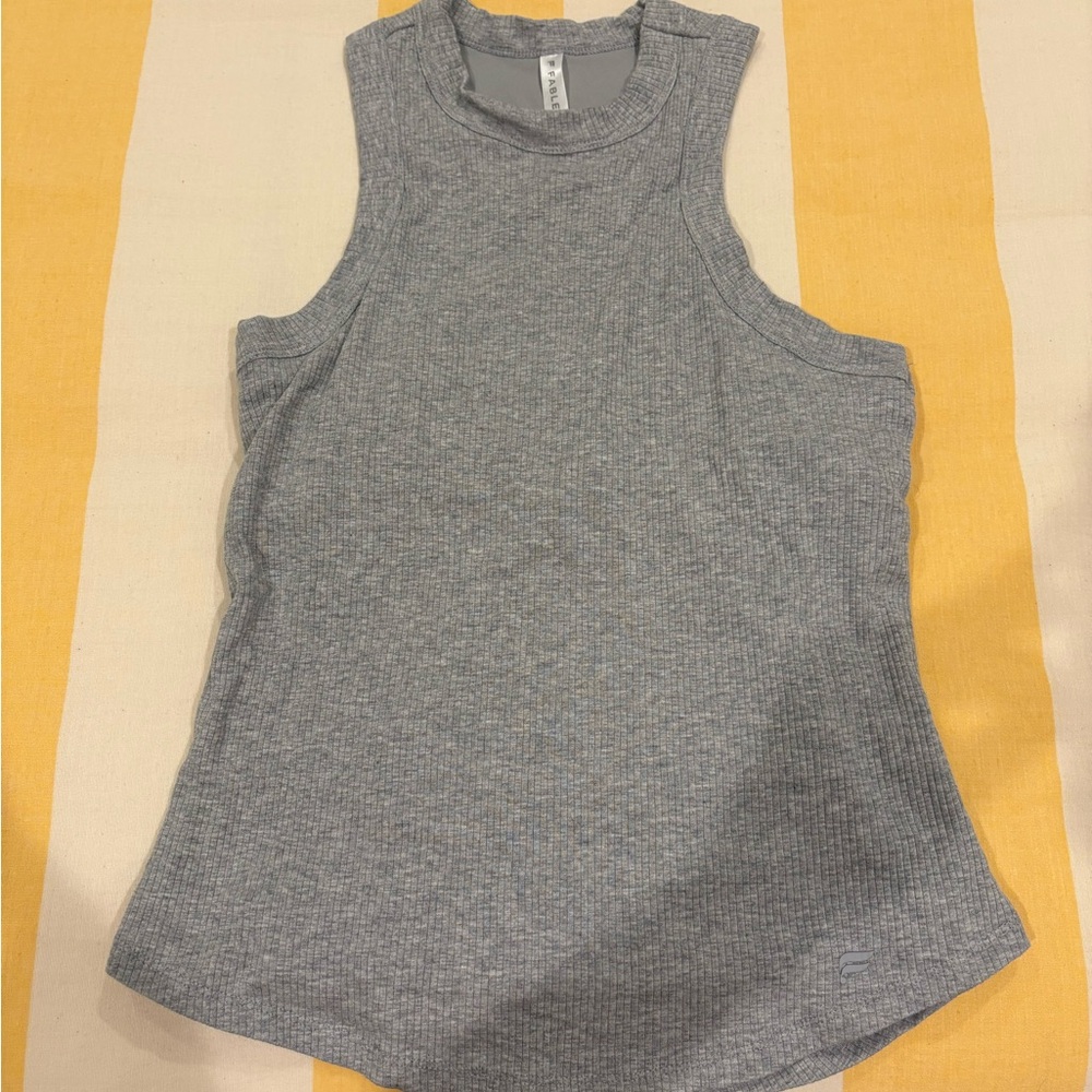 Fabletics Gray Muscle Tee Athletic Top